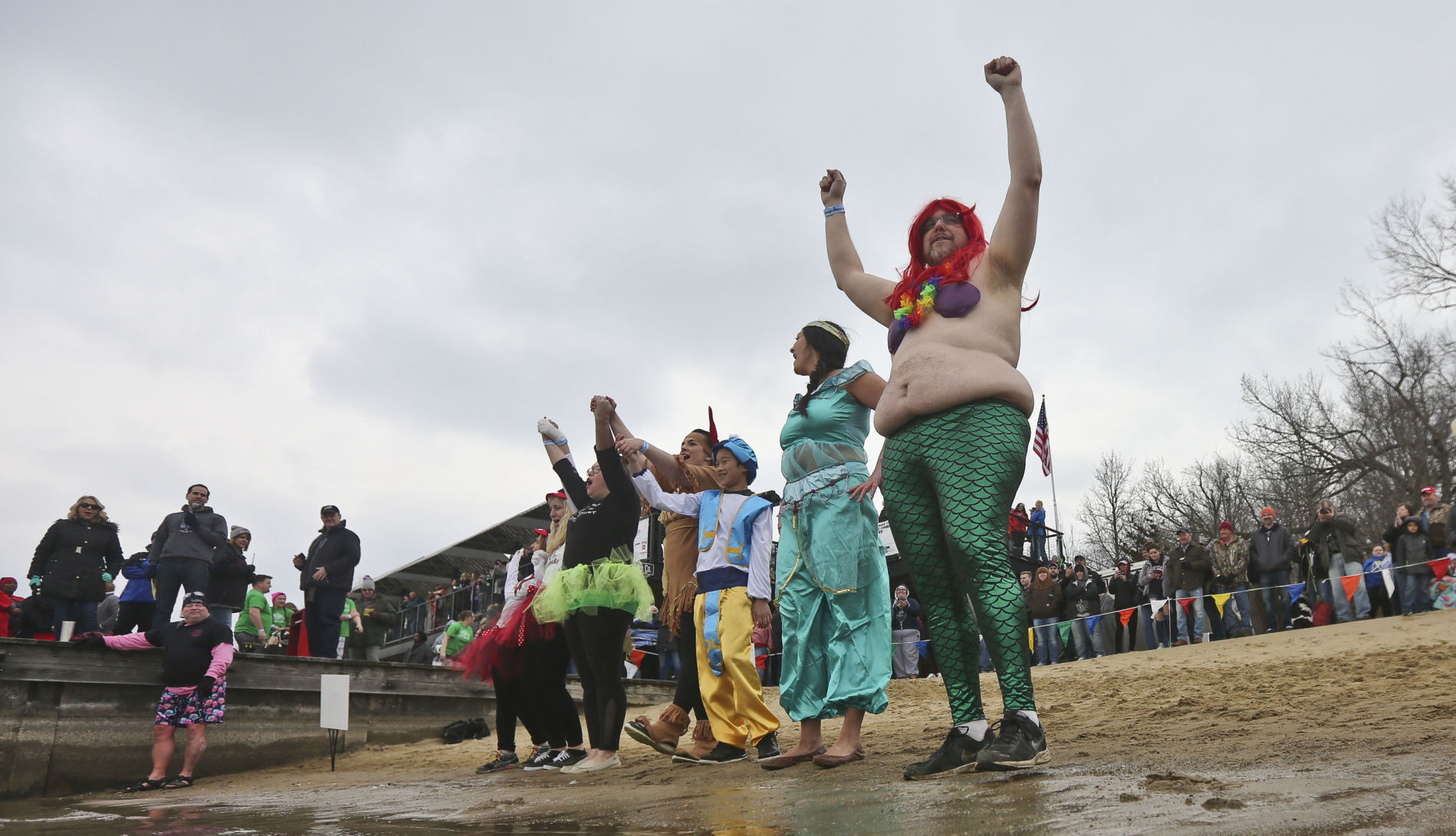 Polar Plunge 16 3.02.19.JPG